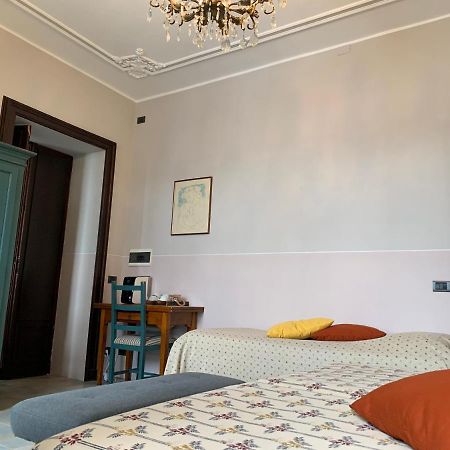 La Villa 840 Residence Biella Buitenkant foto