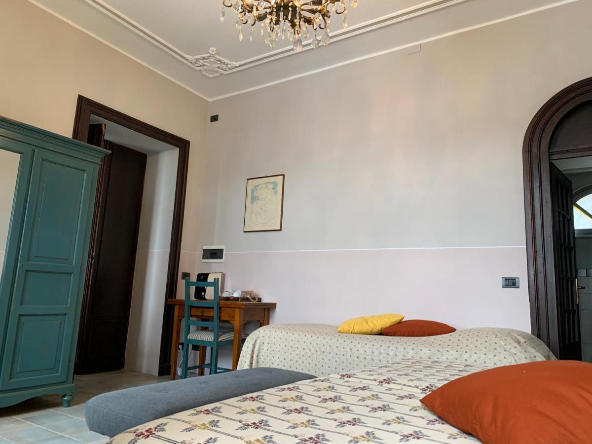 La Villa 840 Residence Biella Buitenkant foto